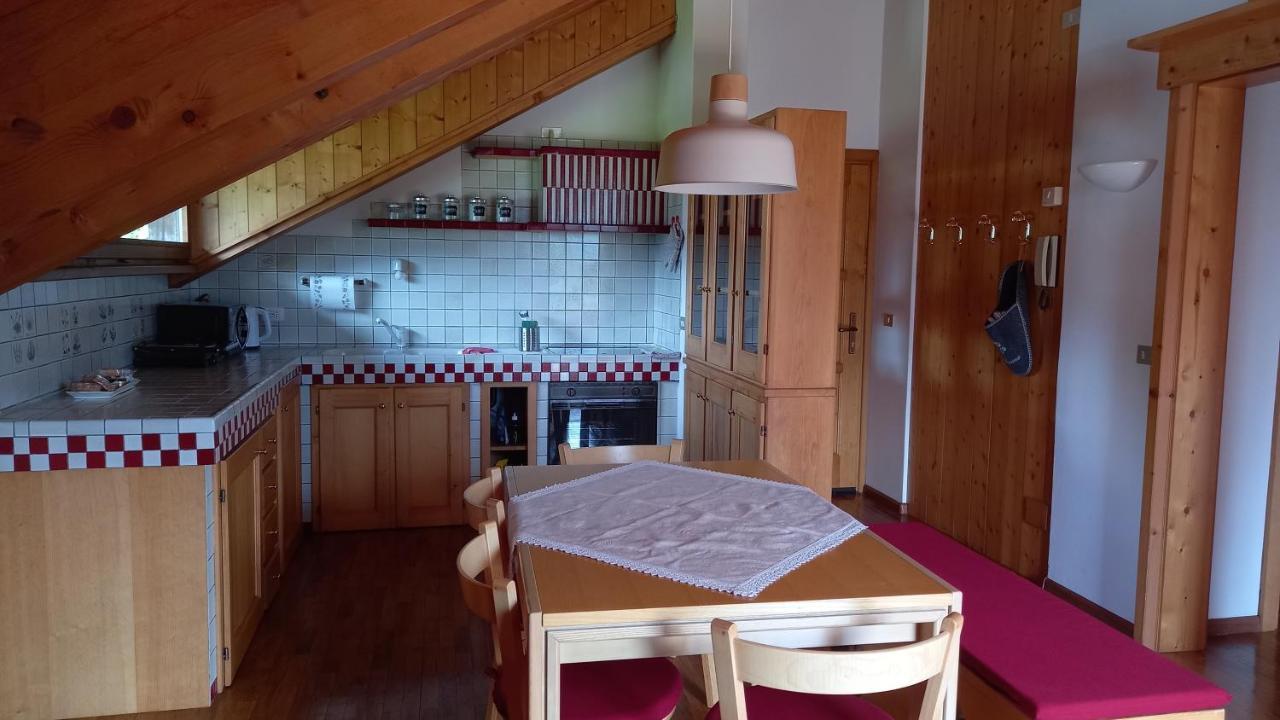 Deliziosa Mansarda Con Vista Dolomiti San Vito di Cadore Exterior foto