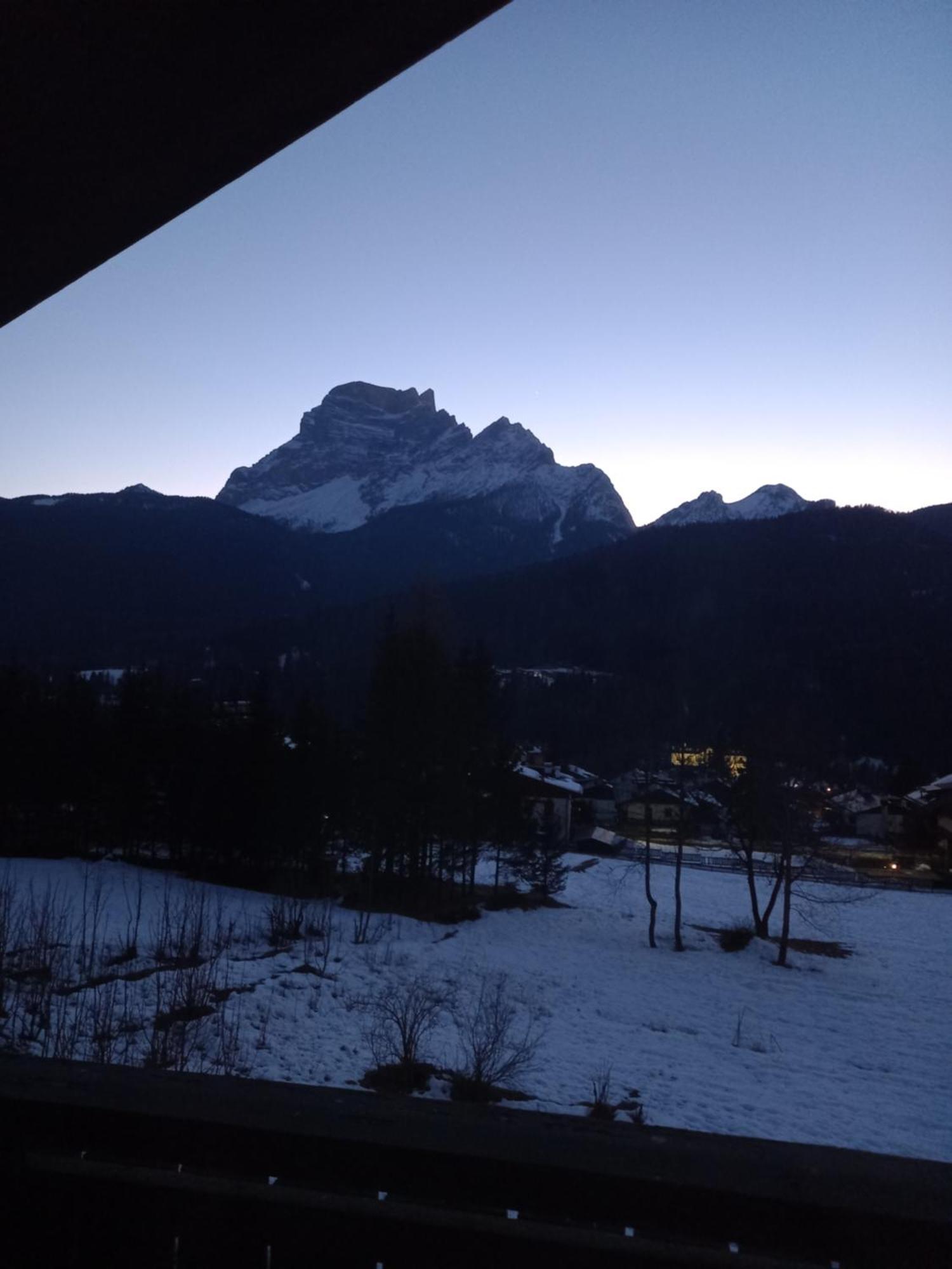 Deliziosa Mansarda Con Vista Dolomiti San Vito di Cadore Exterior foto